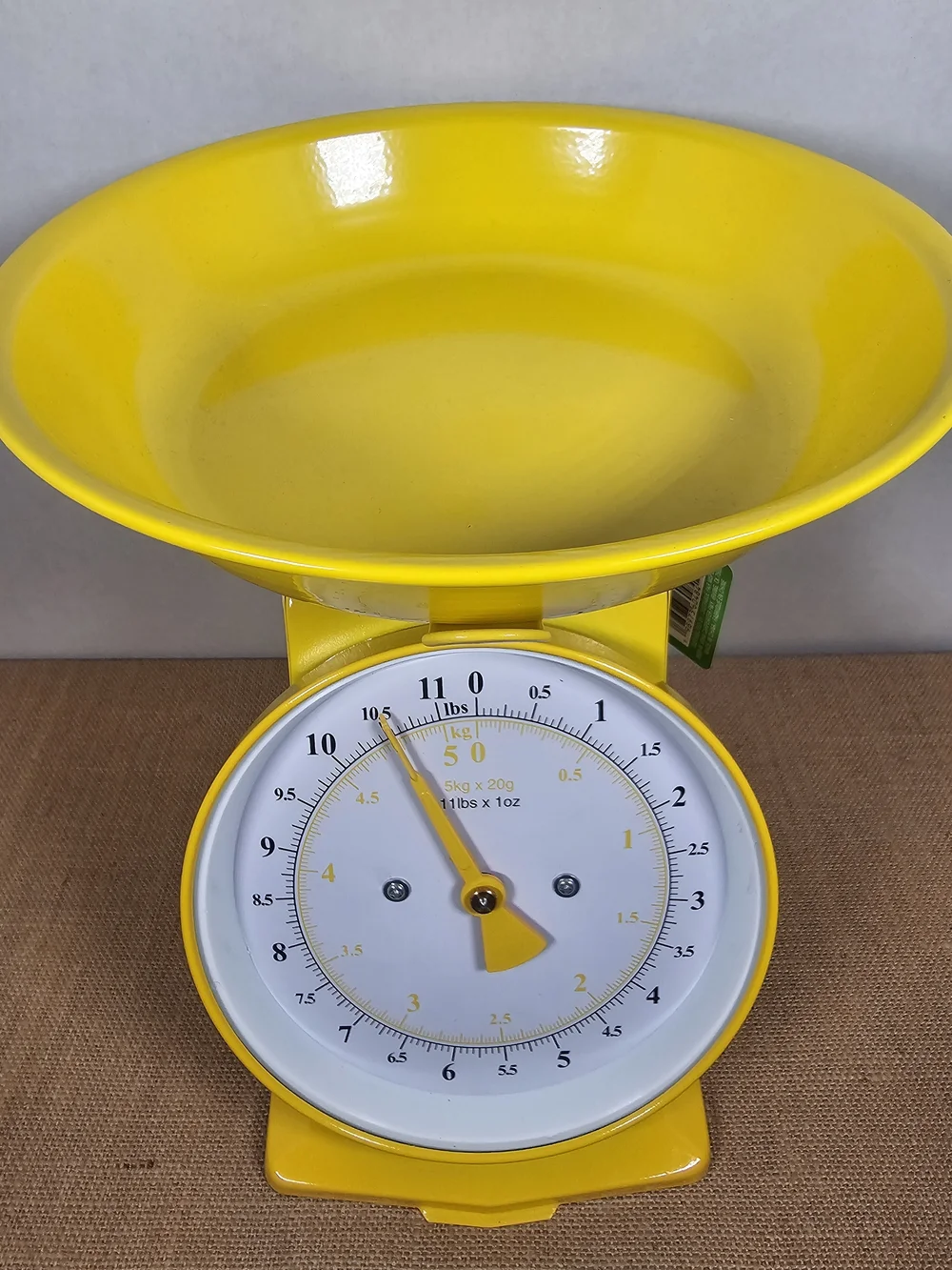 Ashland Yellow Retro Kitchen Scale